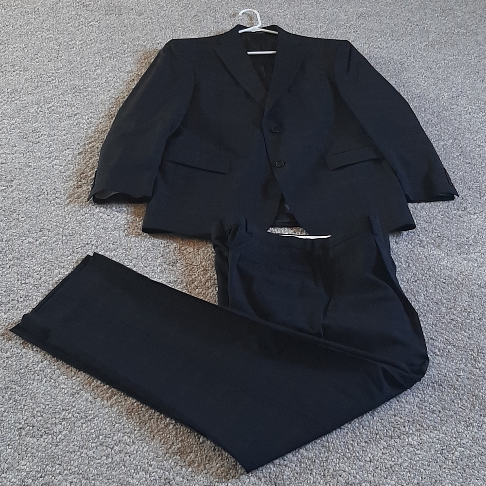 Concepts Men's Blazer and Pant Set.
